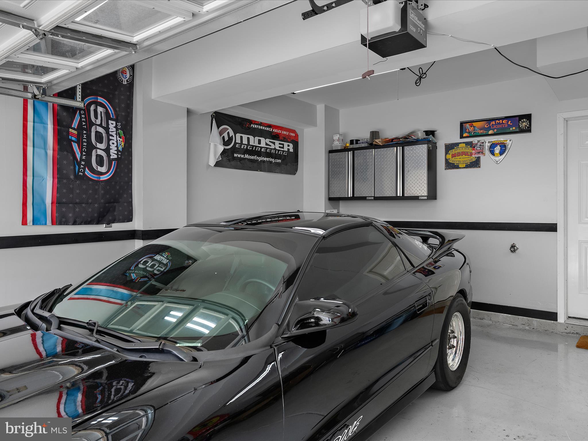 RED RUN VILLA - Residential