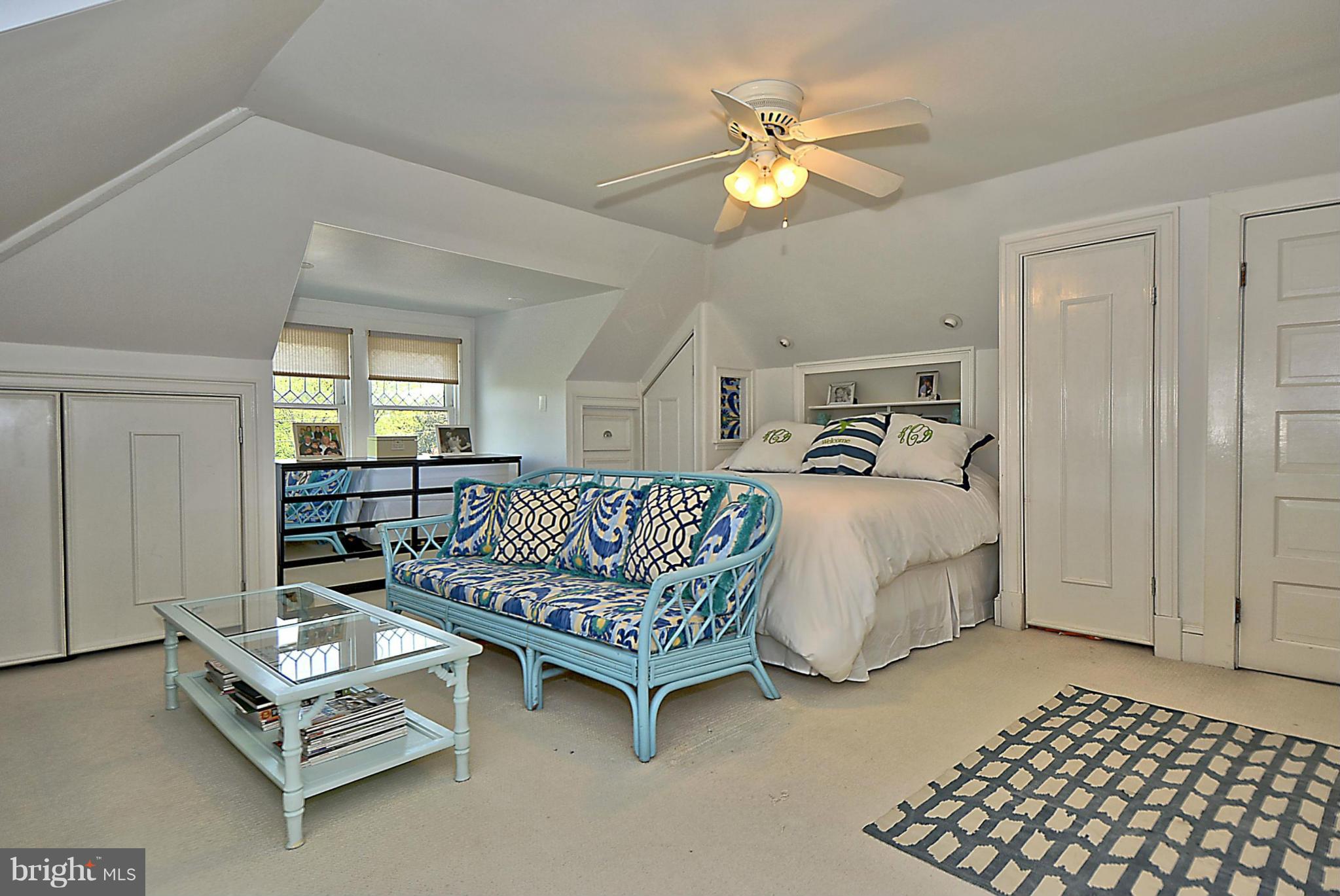 MURRAY HILL - Residential