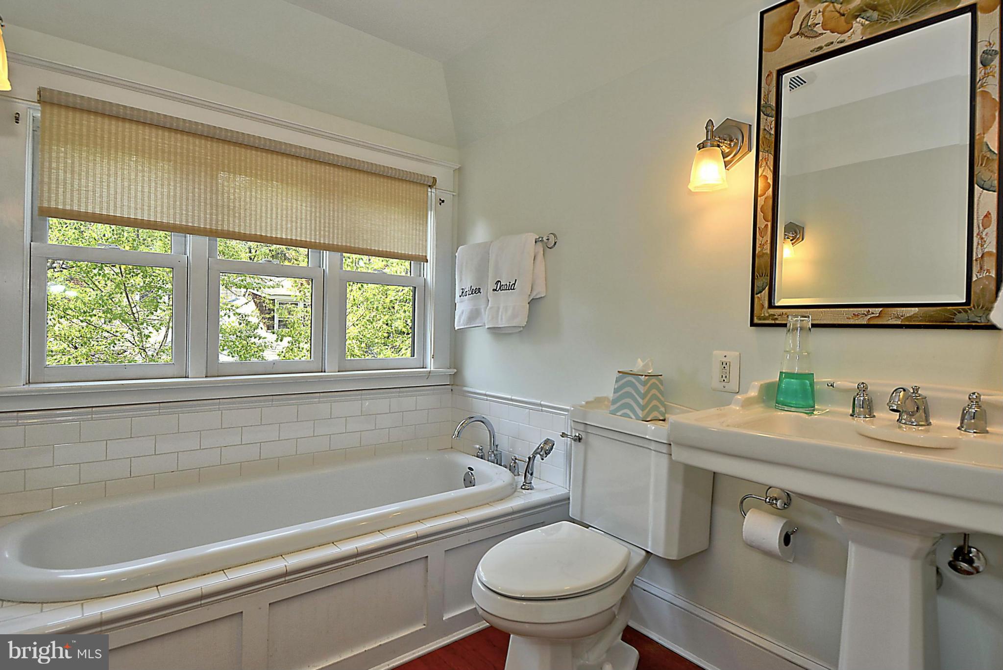 MURRAY HILL - Residential