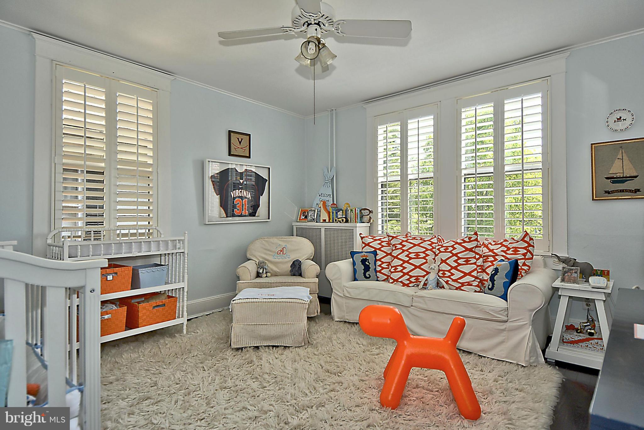 MURRAY HILL - Residential