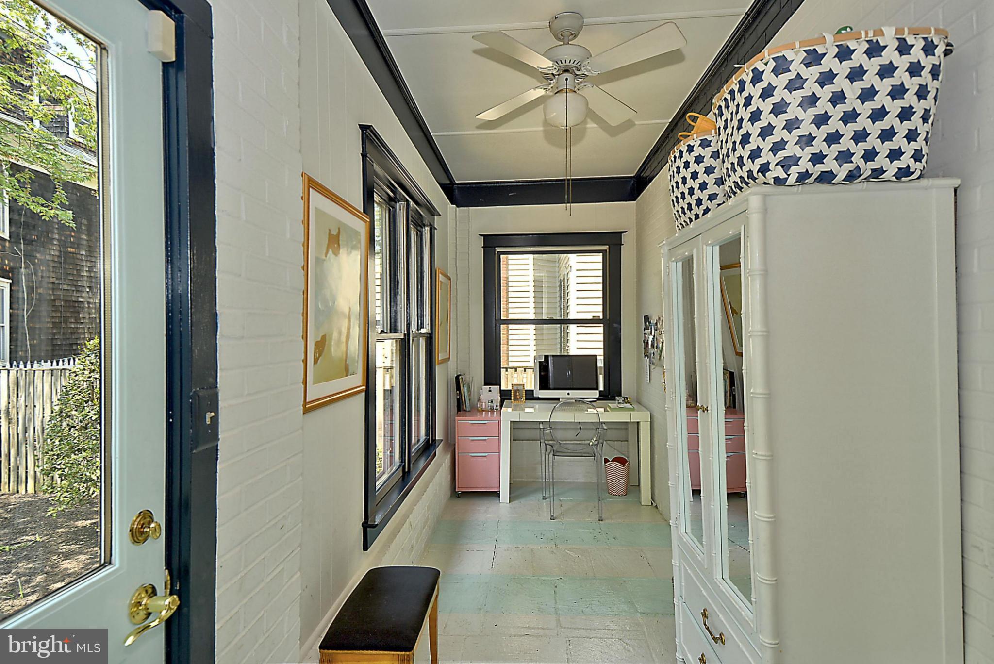 MURRAY HILL - Residential