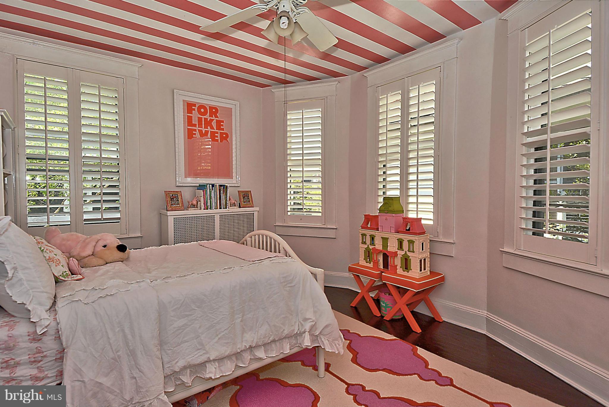 MURRAY HILL - Residential