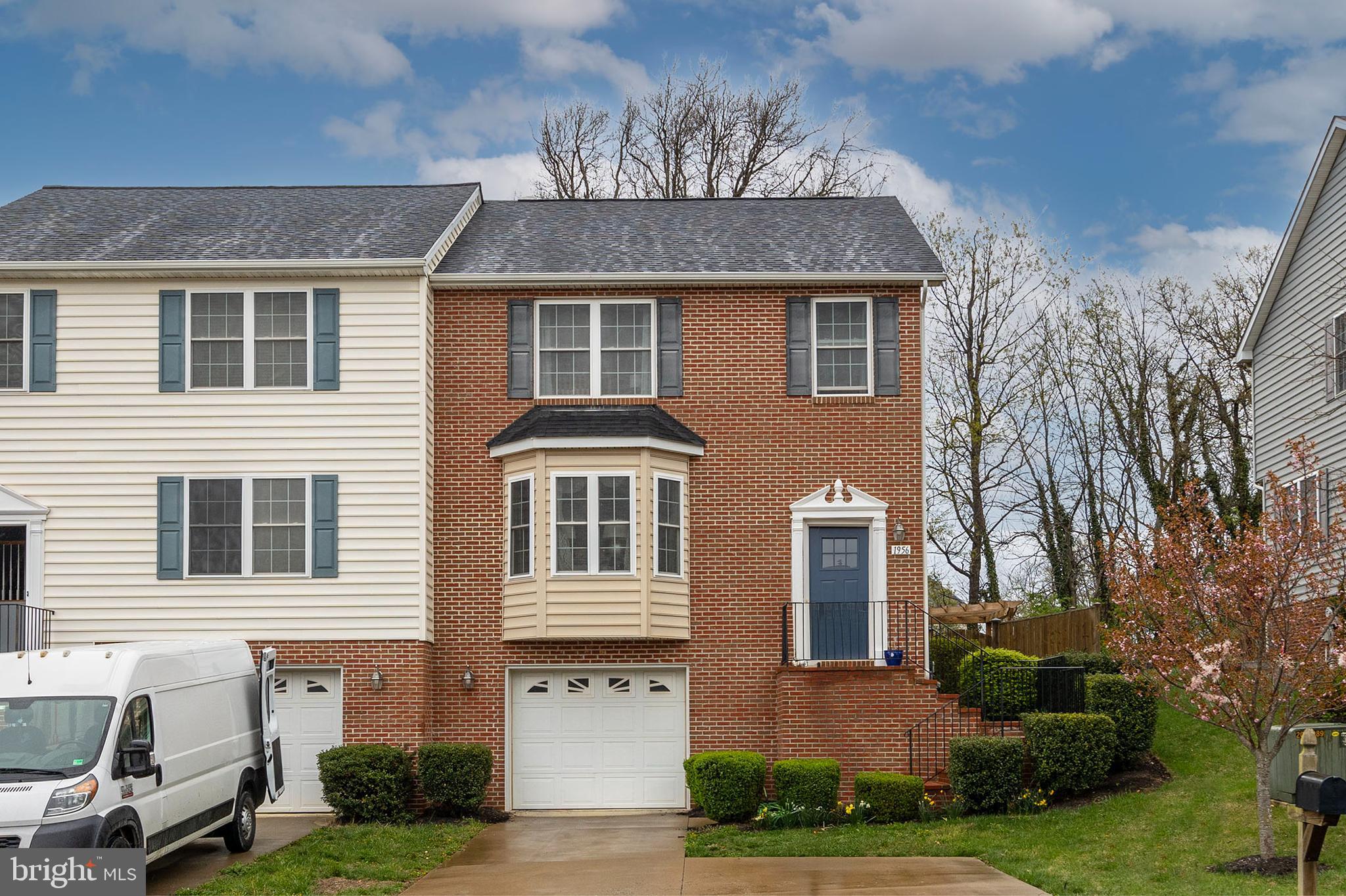 ORCHARD HILL - Residential