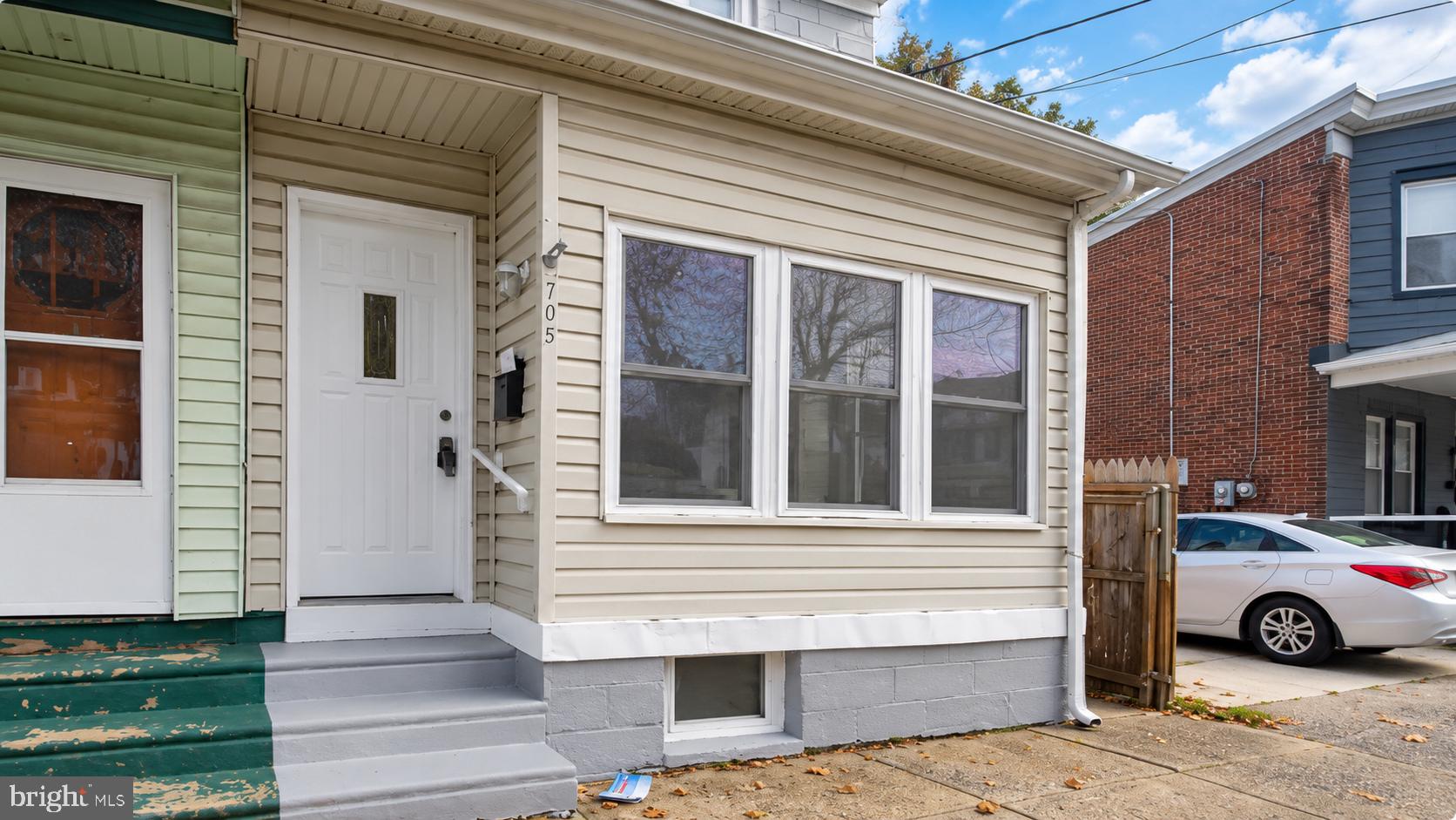 705 POWELL STREET