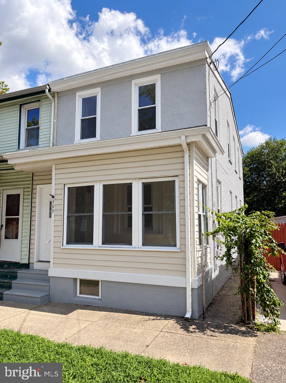 705 POWELL STREET