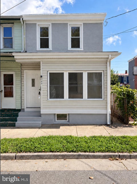 Townhouse For Sale - 705 Powell Street<br/> GLOUCESTER CITY, NJ 08030