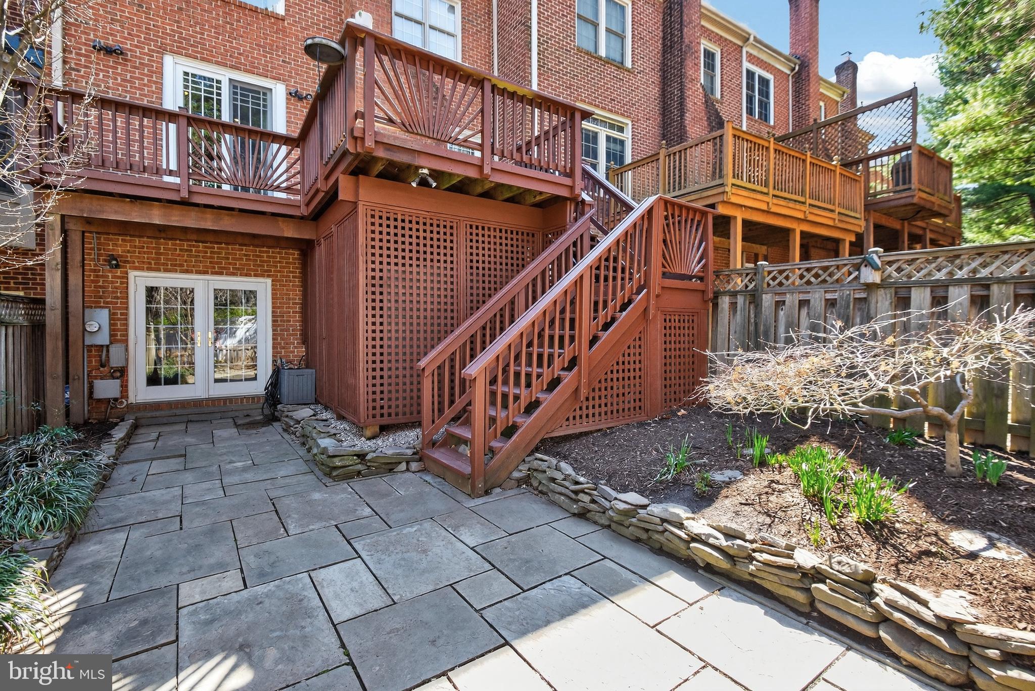 CAMBRIDGE HEIGHTS - Residential
