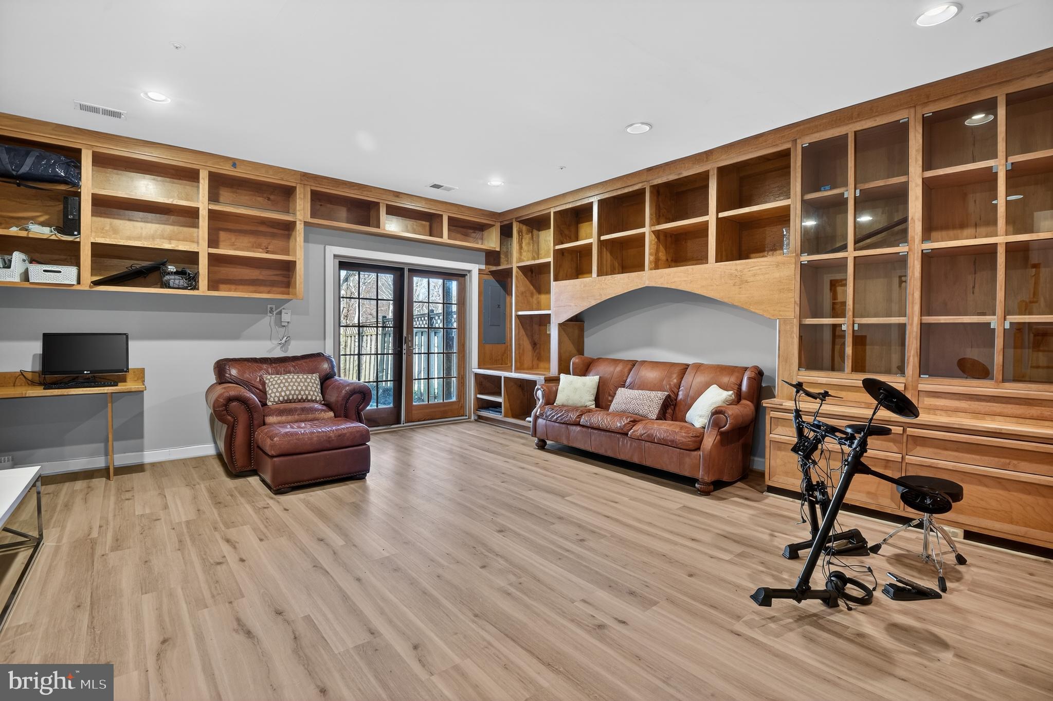 CAMBRIDGE HEIGHTS - Residential