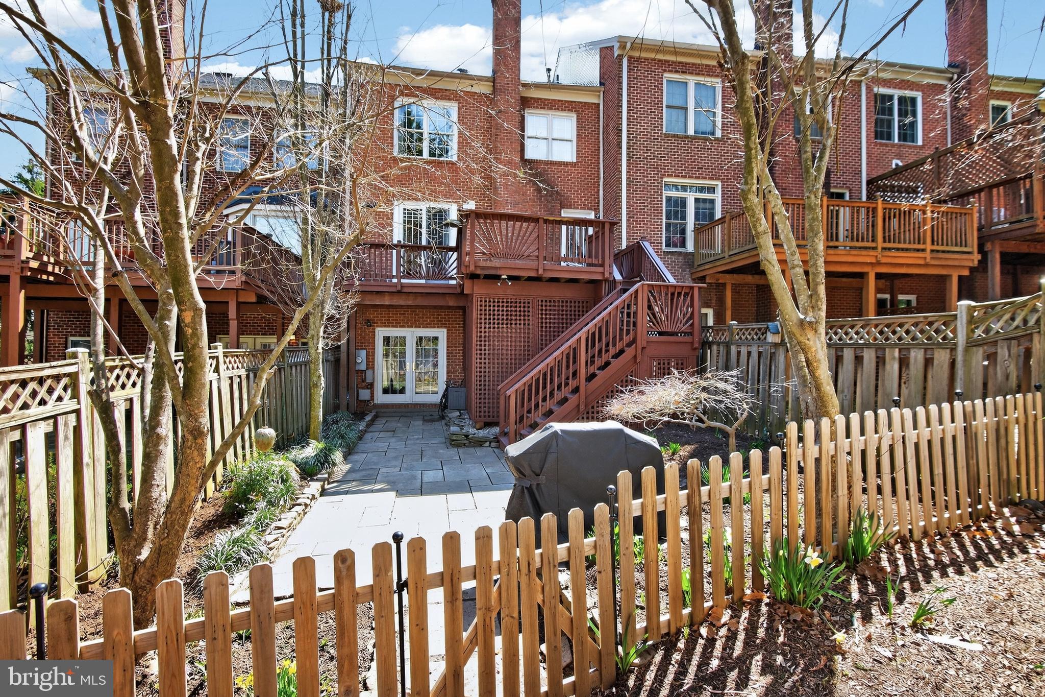 CAMBRIDGE HEIGHTS - Residential