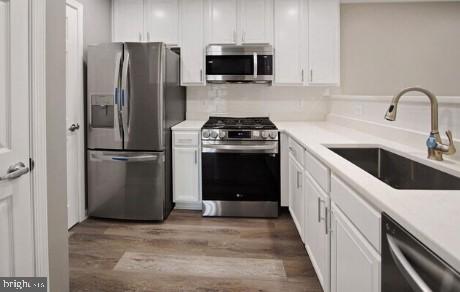 6602 LAKE PARK DRIVE 202