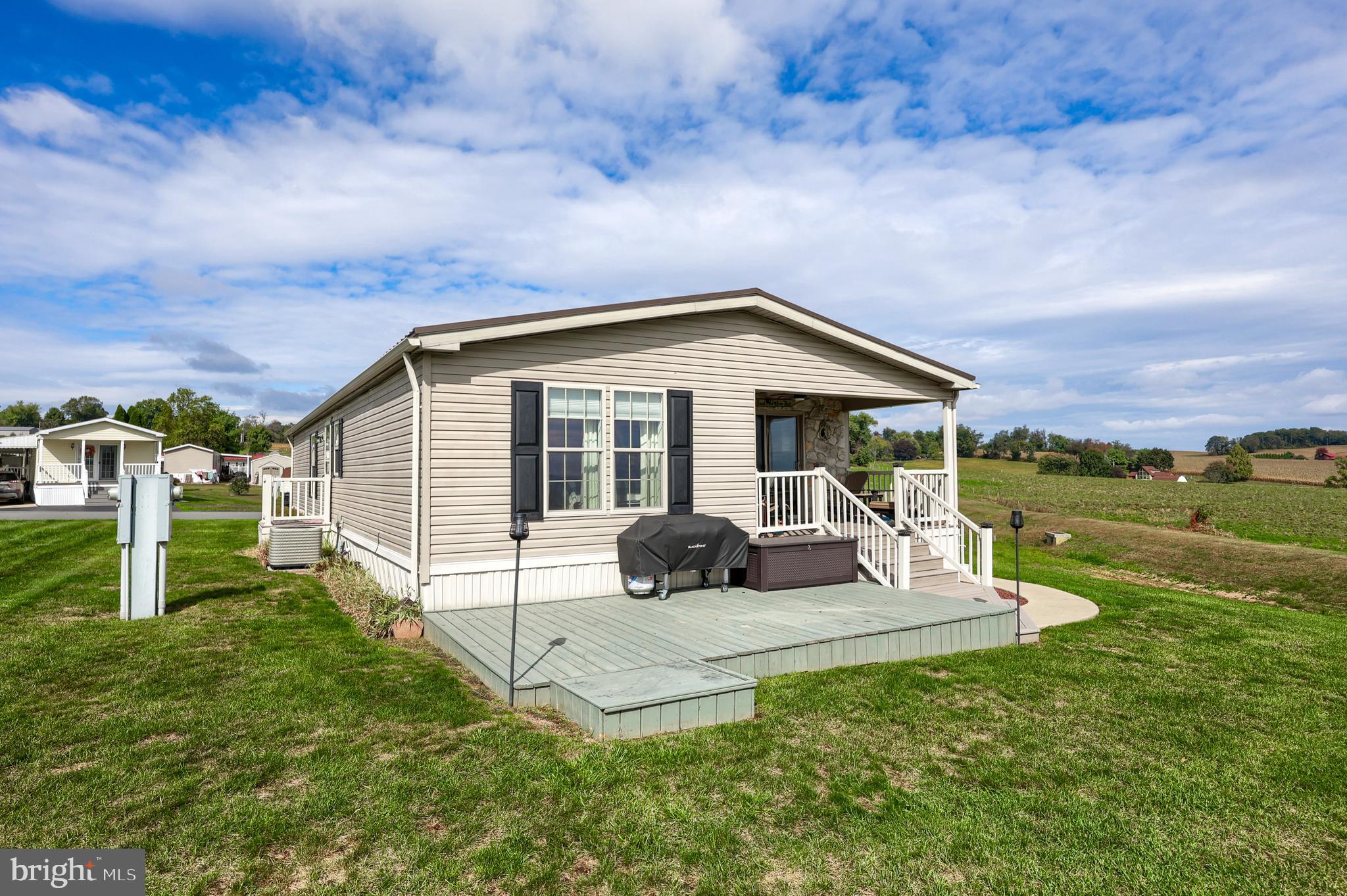 YORKANA MHP - Residential