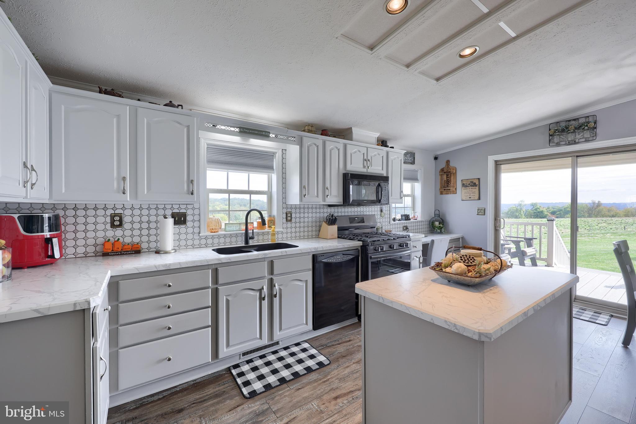 YORKANA MHP - Residential