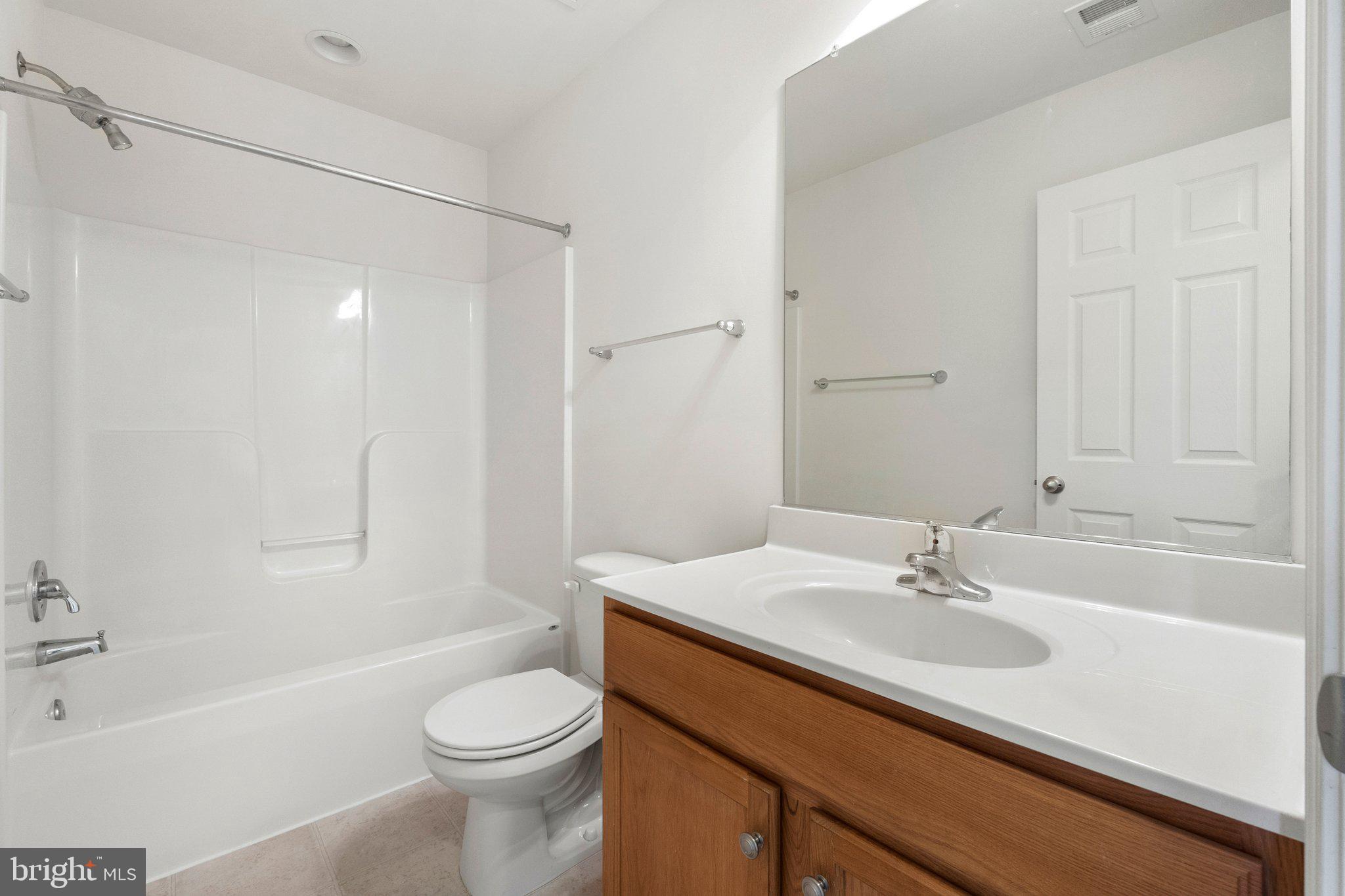 STONEBROOK VILLAGE - Residential Lease