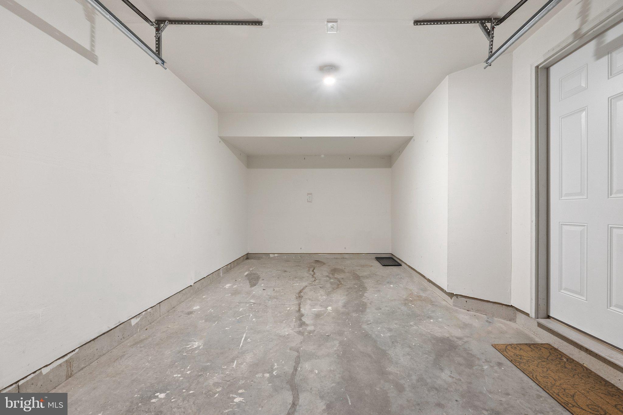 STONEBROOK VILLAGE - Residential Lease