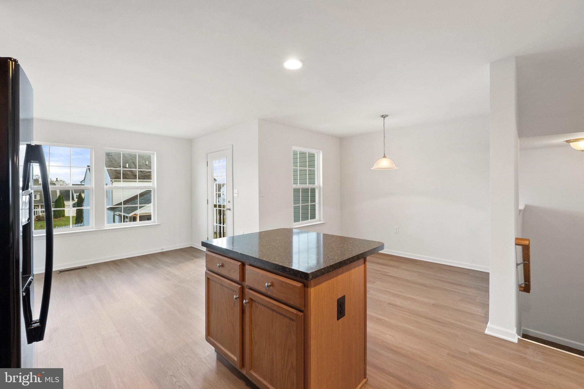 STONEBROOK VILLAGE - Residential Lease