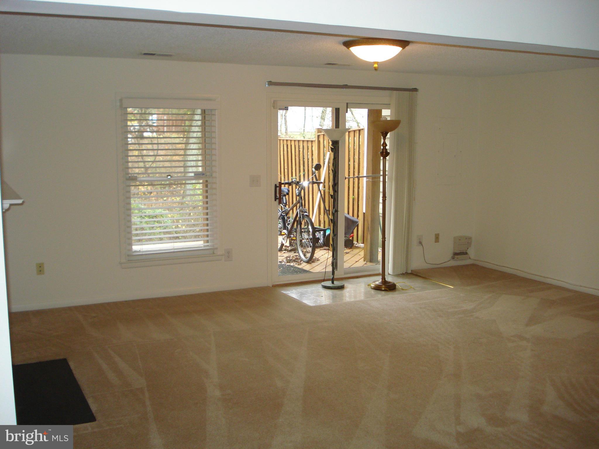 RESTON - Residential Lease