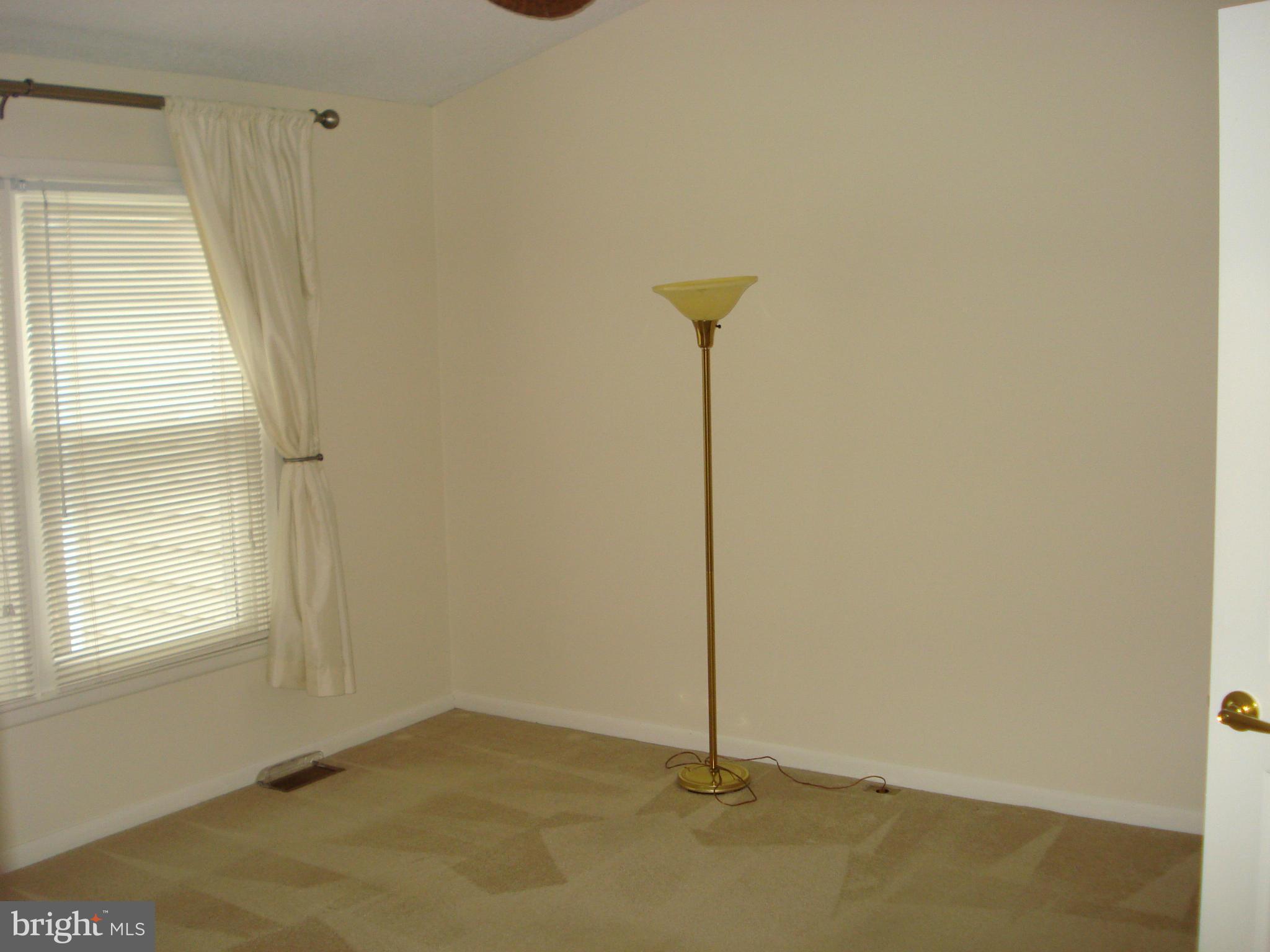 RESTON - Residential Lease