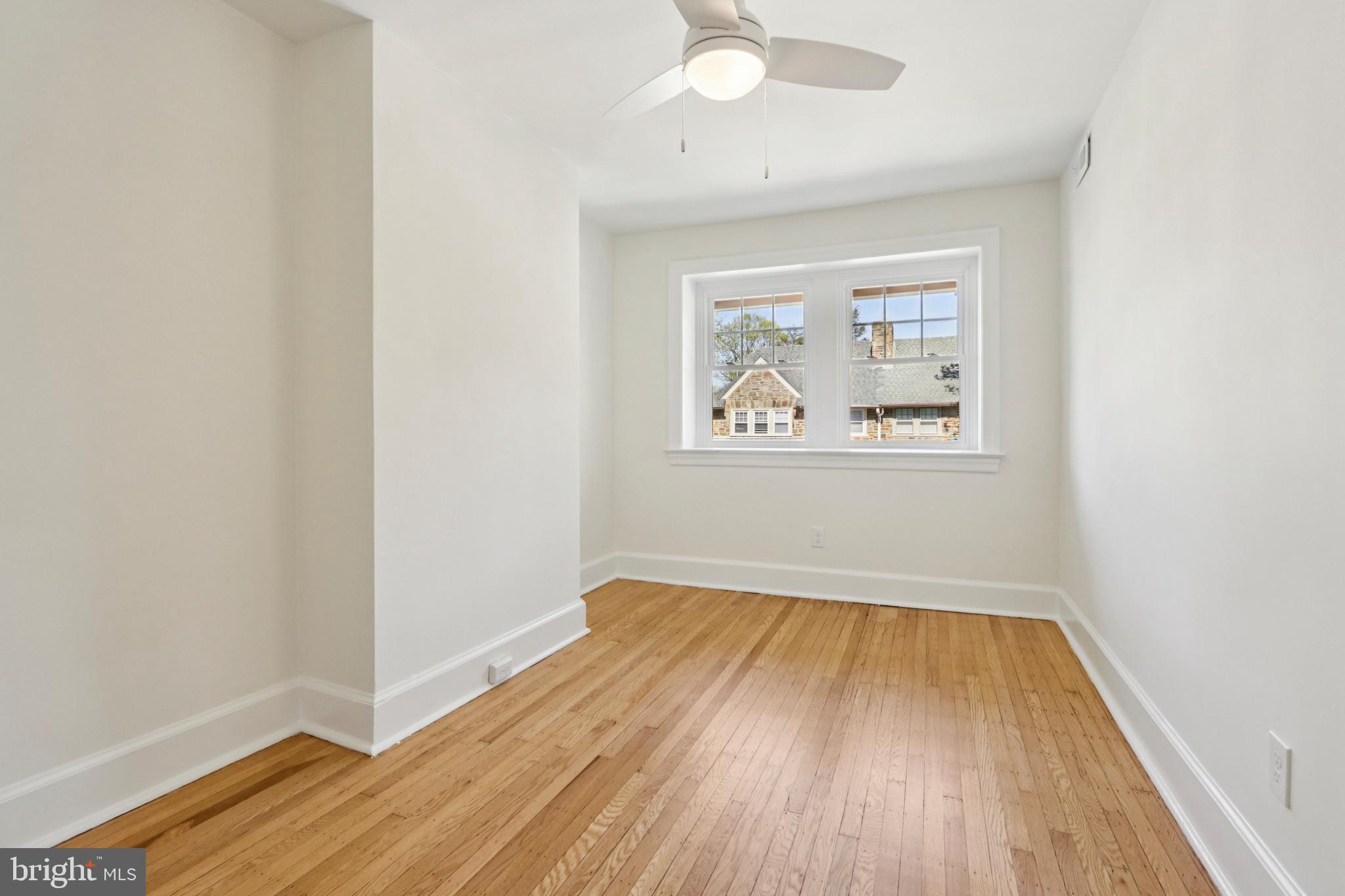 COLLEGE PARK - Residential