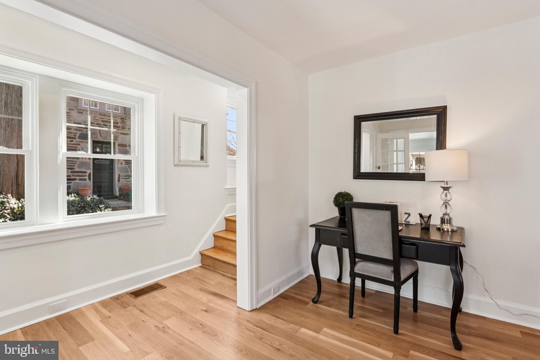 COLLEGE PARK - Residential