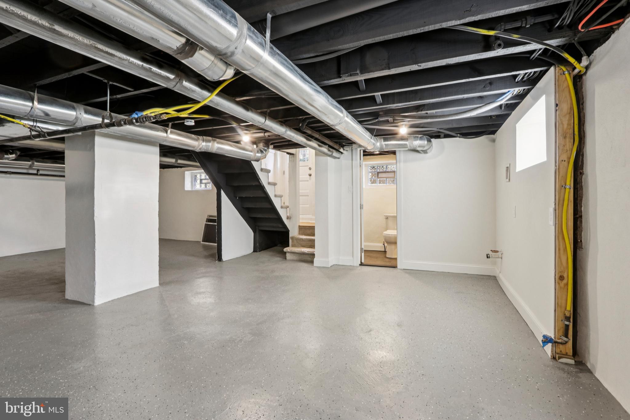 COLLEGE PARK - Residential