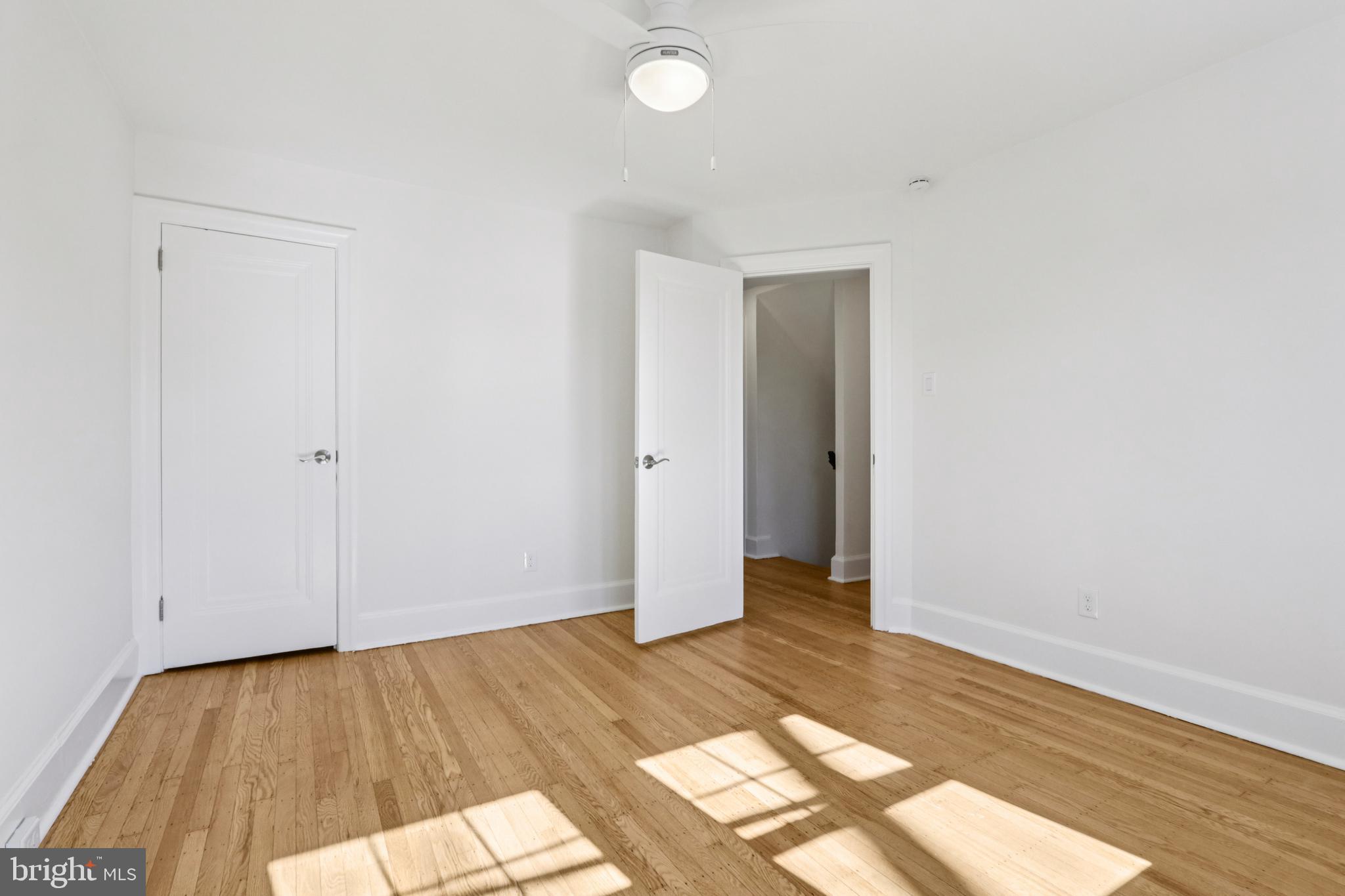 COLLEGE PARK - Residential