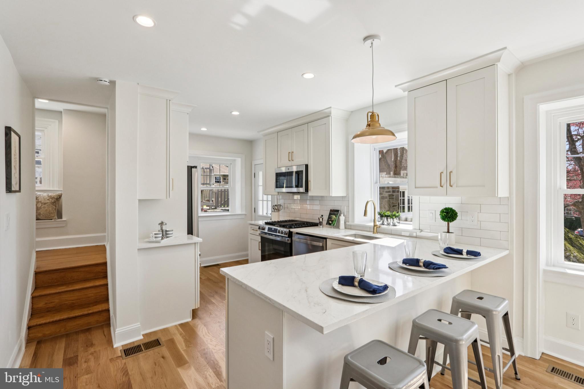 COLLEGE PARK - Residential