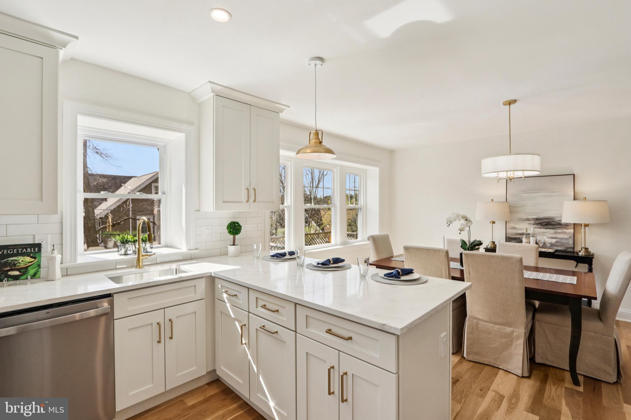 COLLEGE PARK - Residential