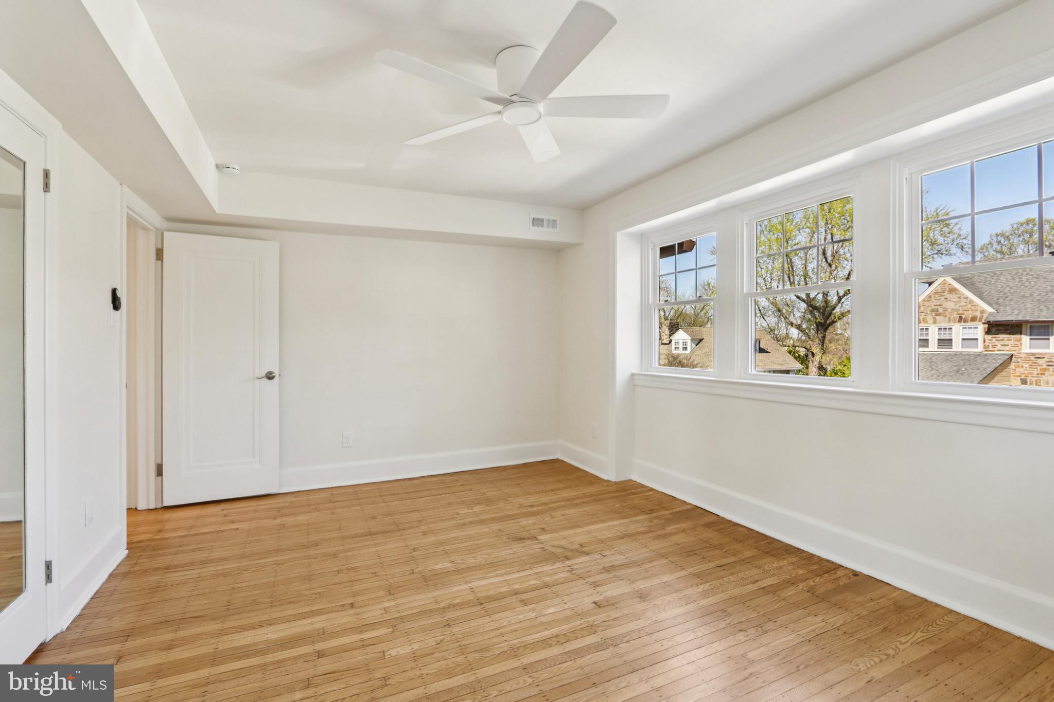 COLLEGE PARK - Residential