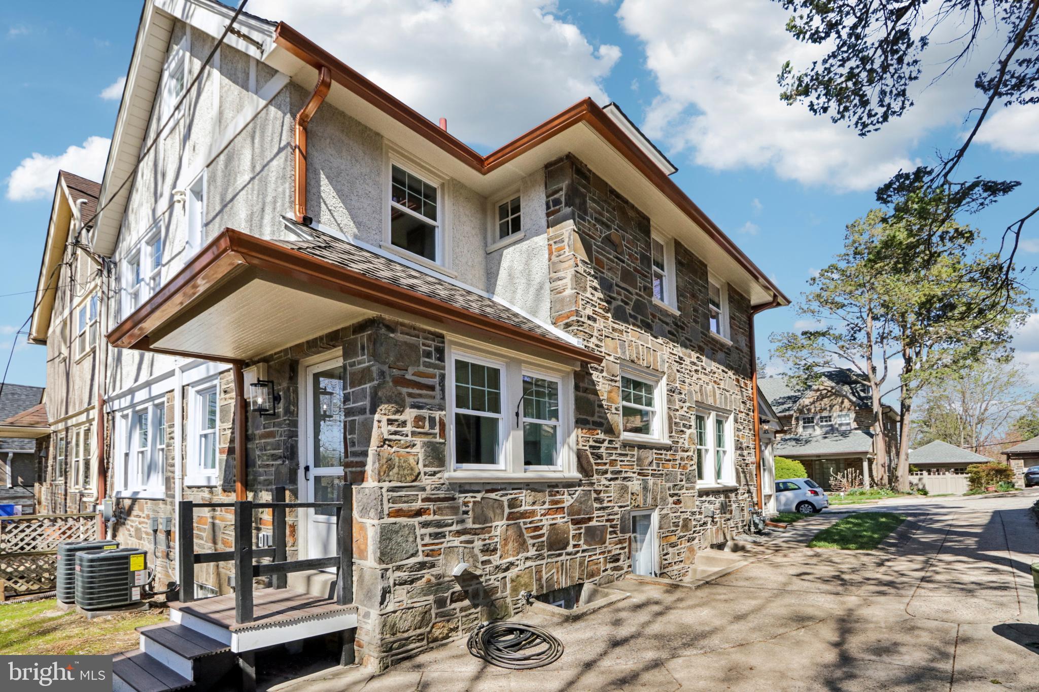 COLLEGE PARK - Residential