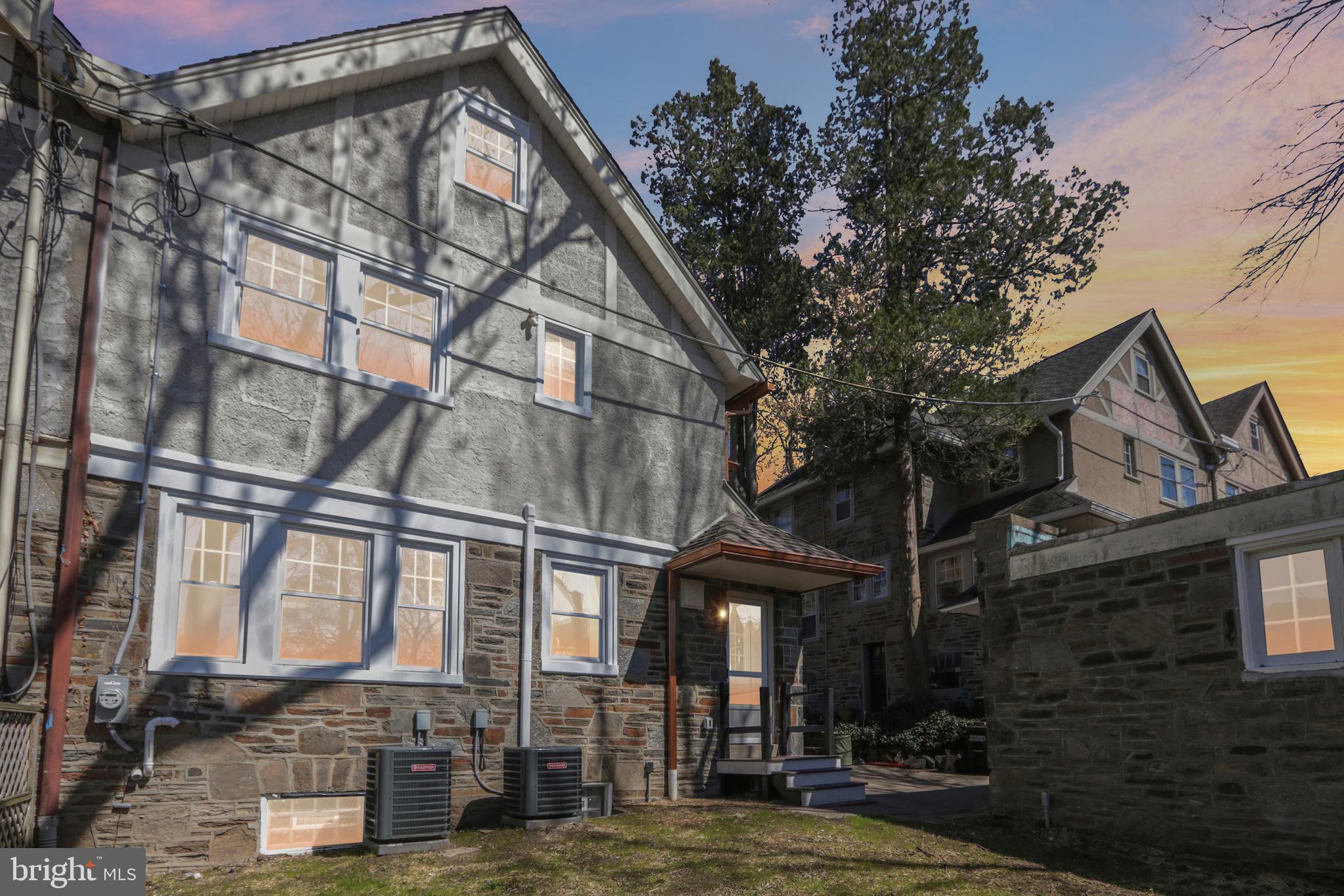 COLLEGE PARK - Residential