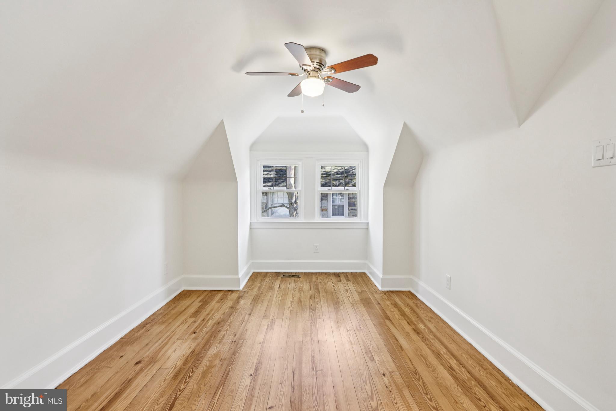 COLLEGE PARK - Residential