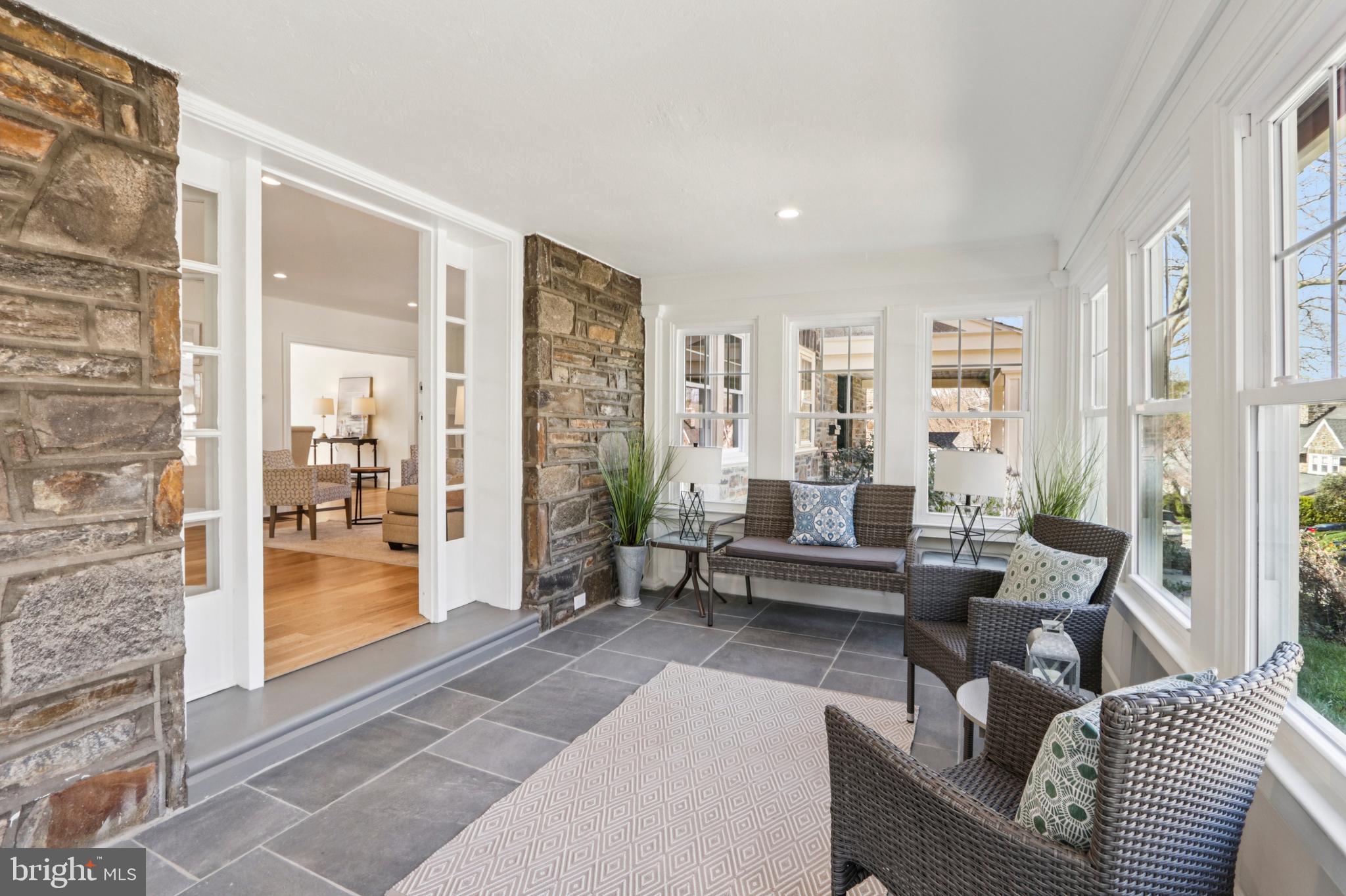 COLLEGE PARK - Residential