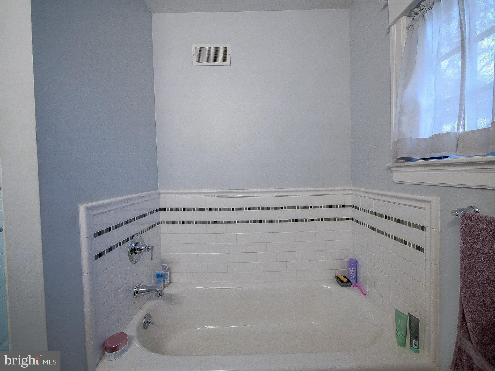 HAVERTOWN - Residential