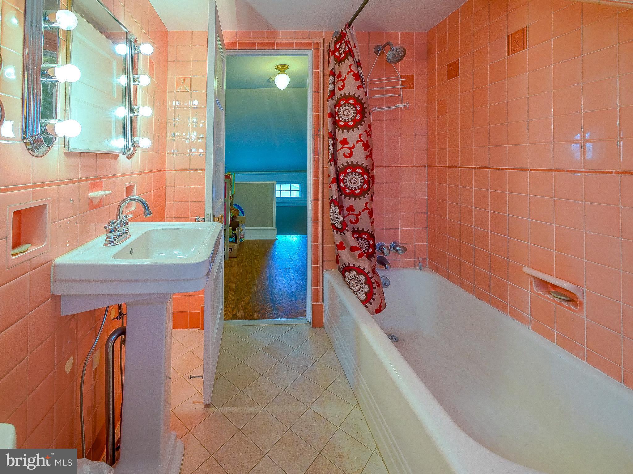 HAVERTOWN - Residential