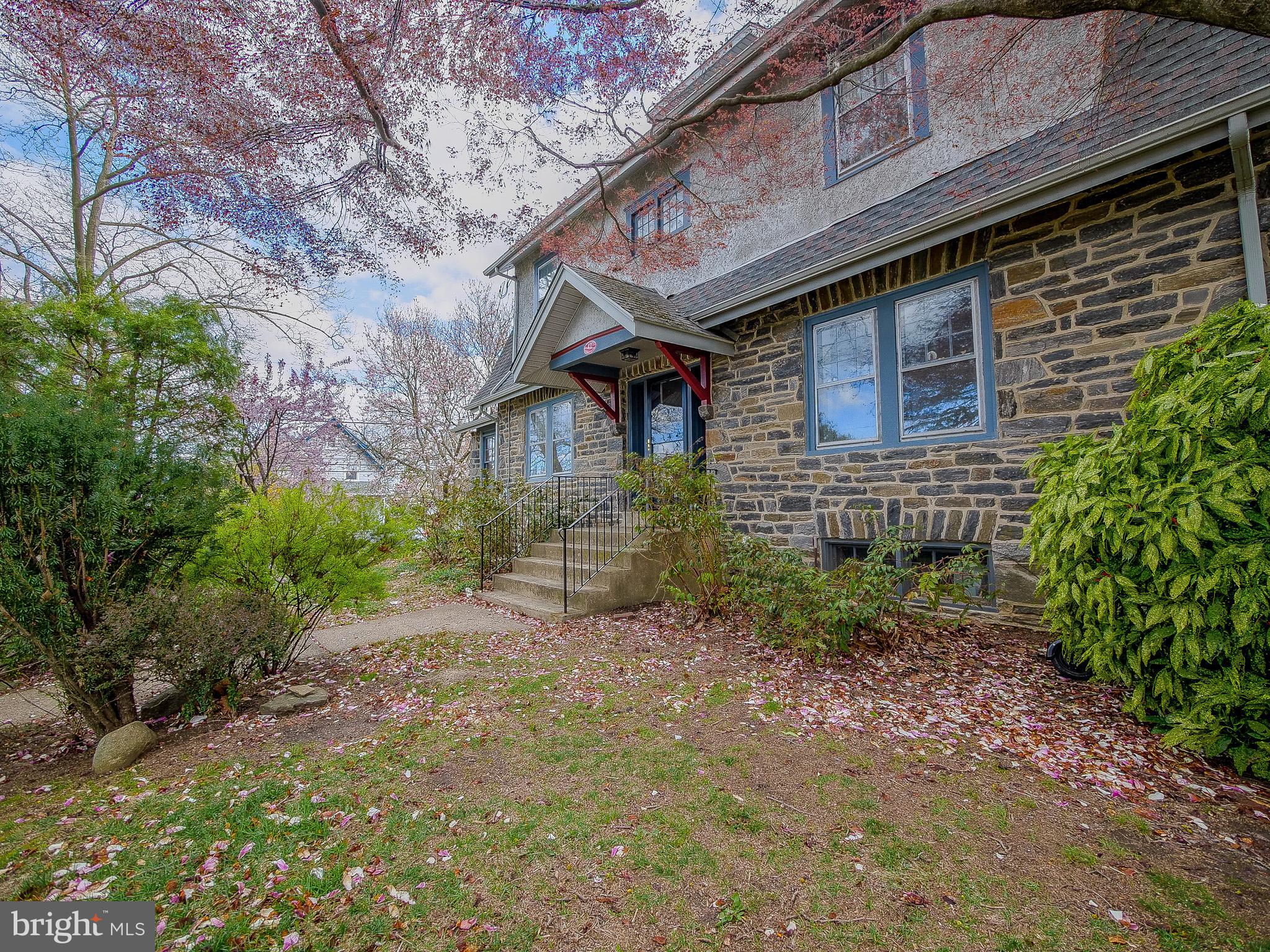 HAVERTOWN - Residential