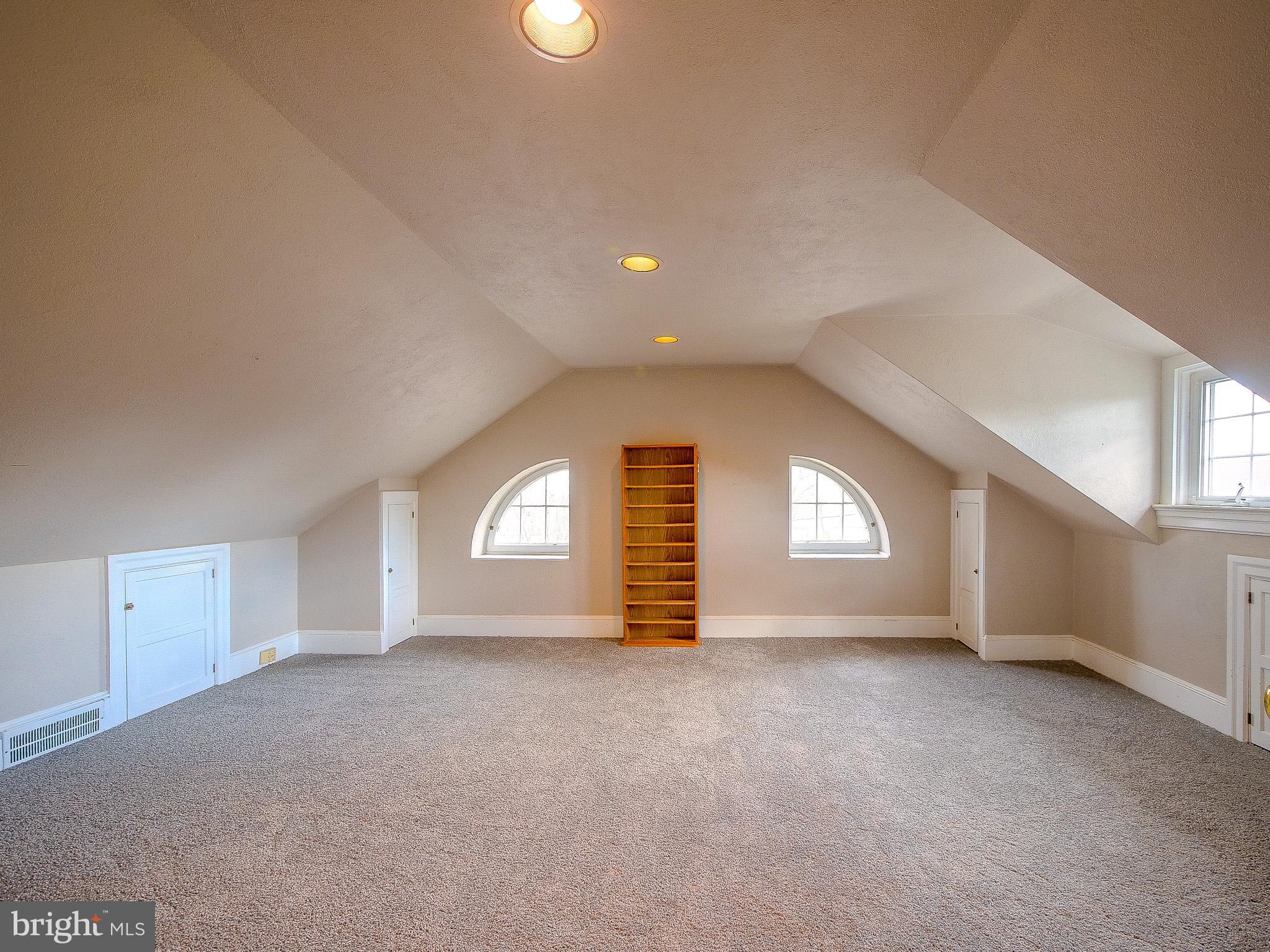 HAVERTOWN - Residential