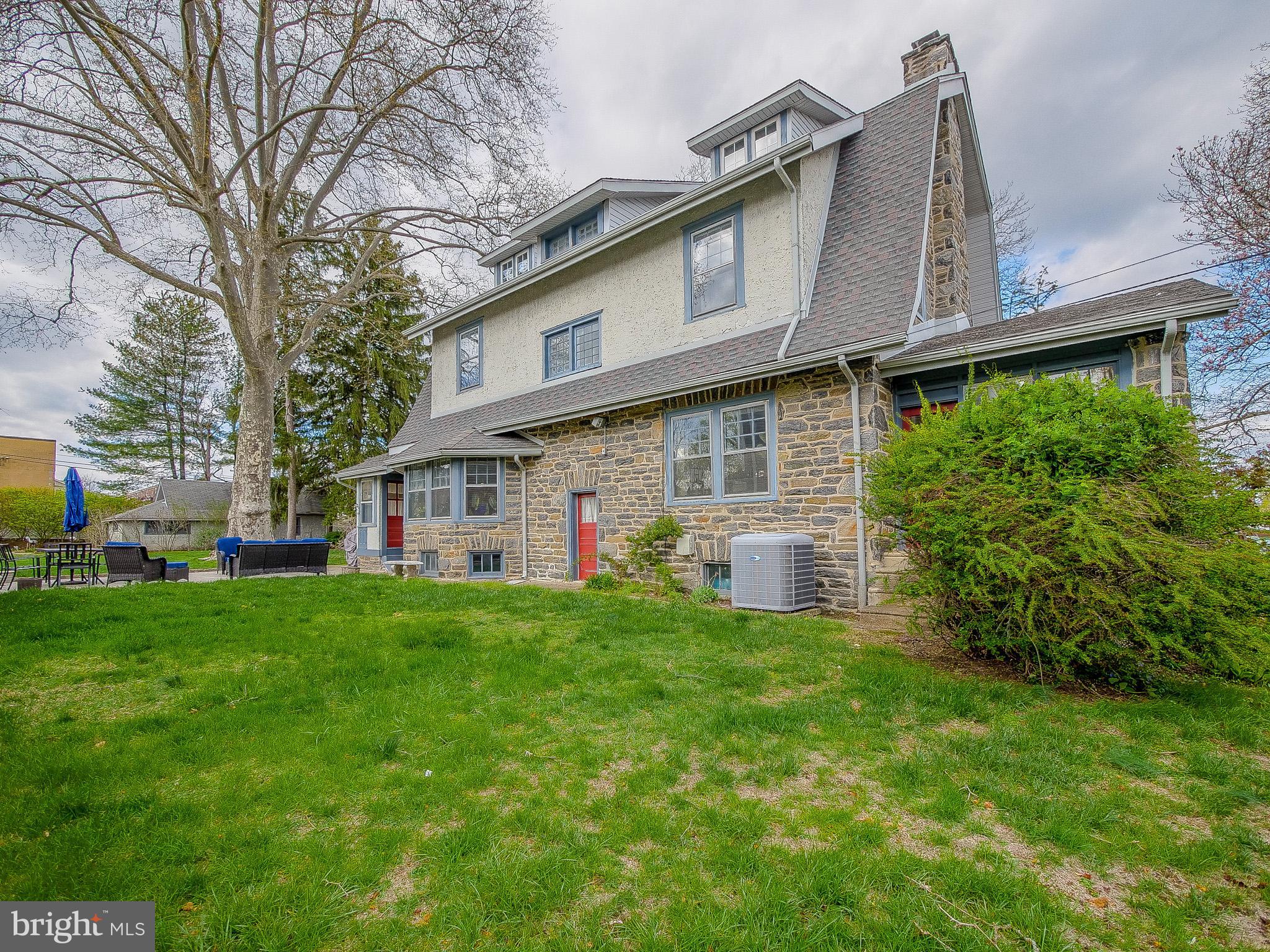 HAVERTOWN - Residential