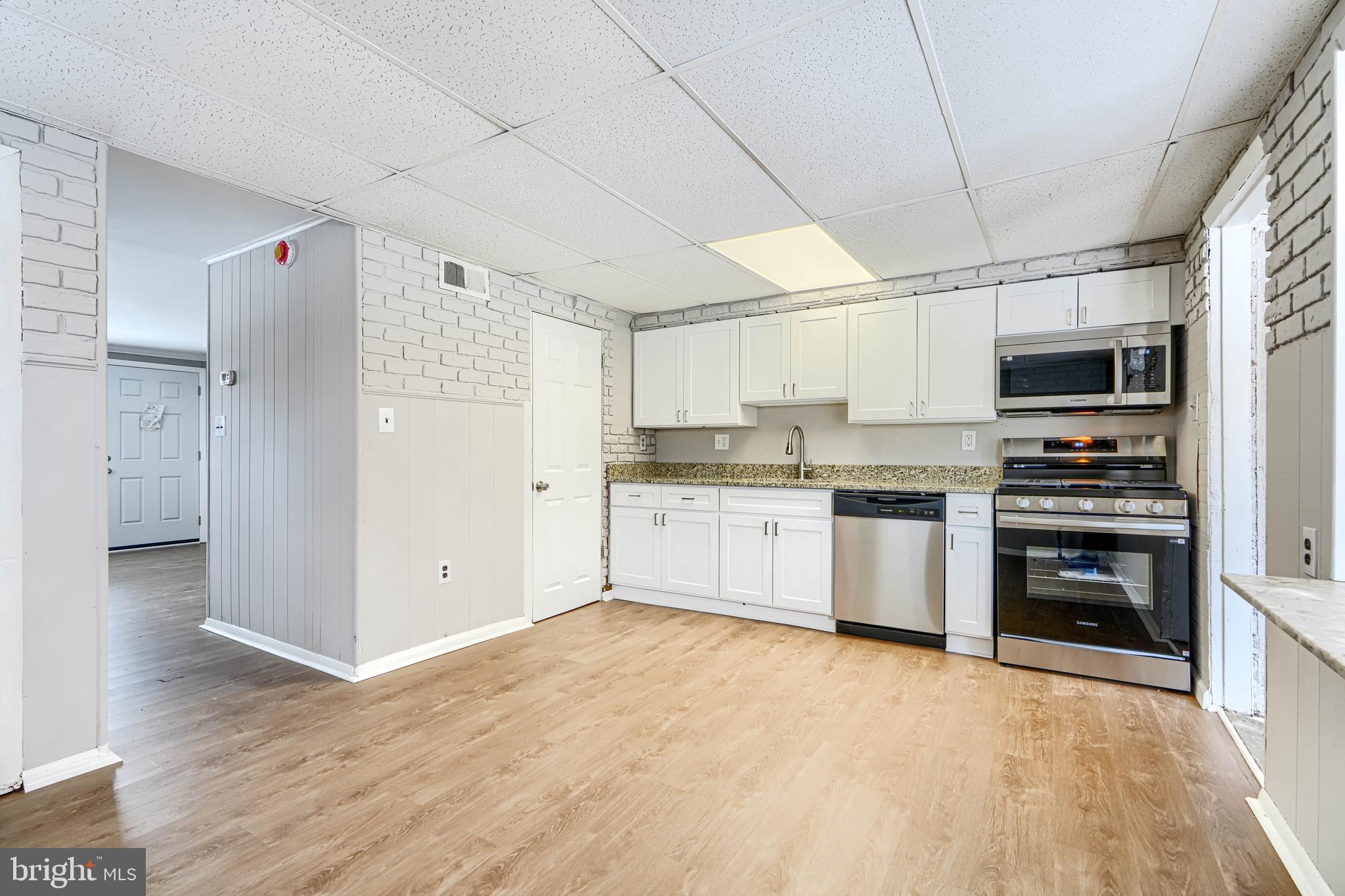 SOUTHFIELD - Residential