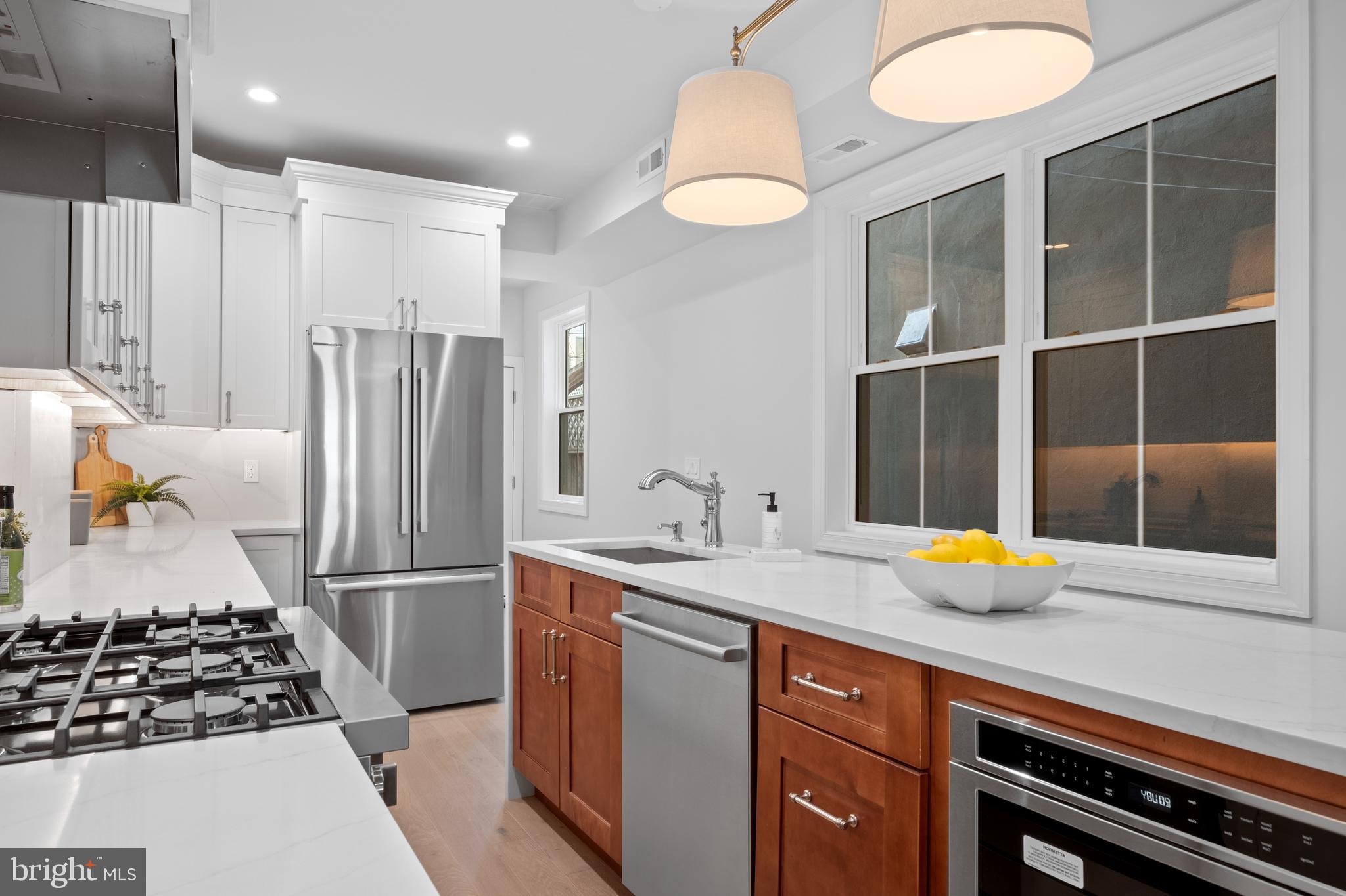 ART MUSEUM AREA - Residential