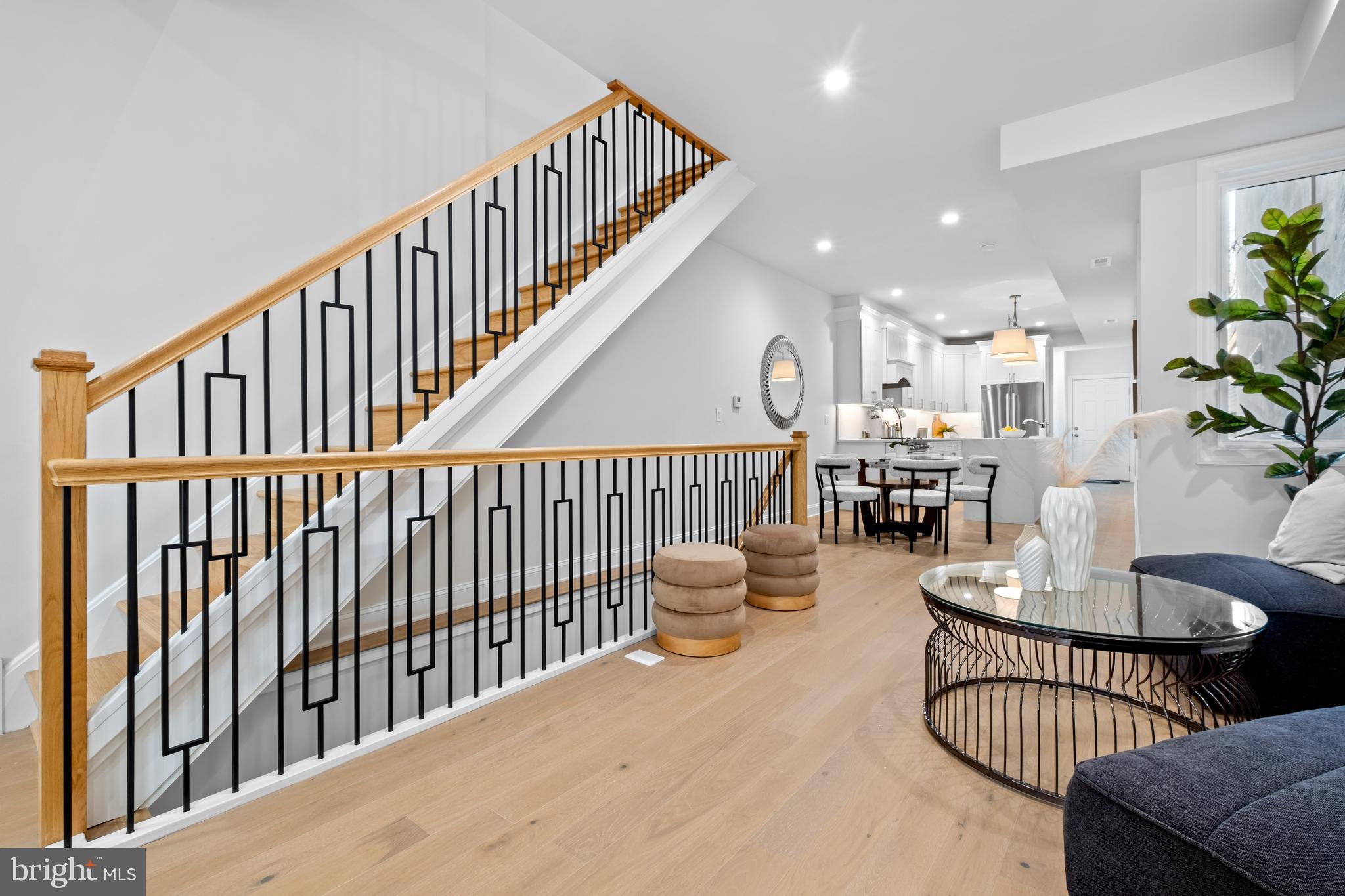 ART MUSEUM AREA - Residential