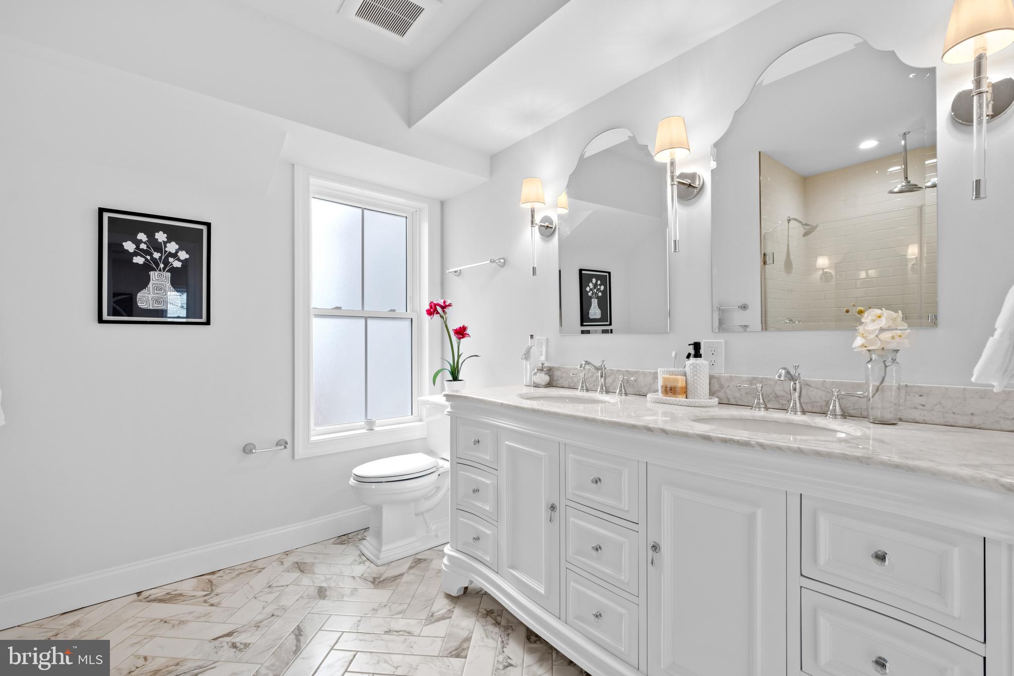 ART MUSEUM AREA - Residential