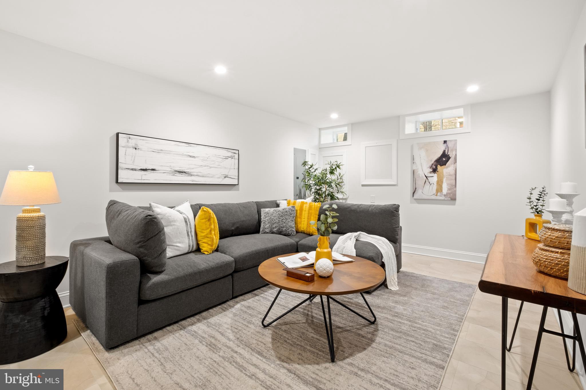 ART MUSEUM AREA - Residential