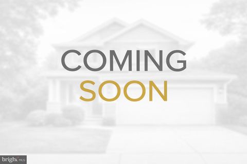 Photo of 60 S Van Dorn Street #413, ALEXANDRIA, VA 22304 (MLS # VAAX2055282)