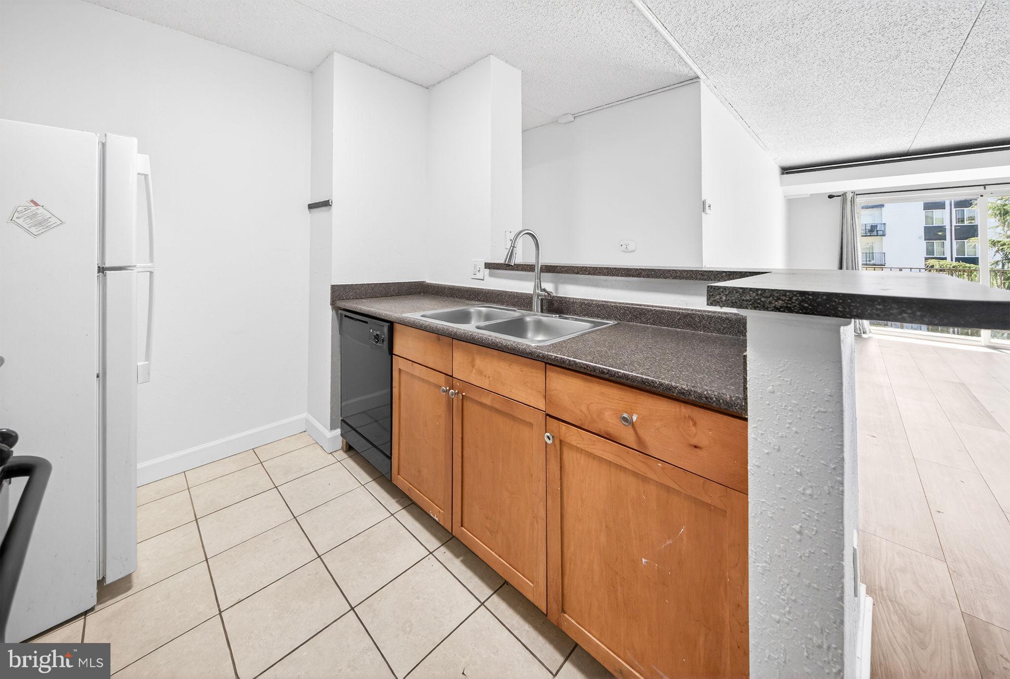 TWENTY-ONE - Residential