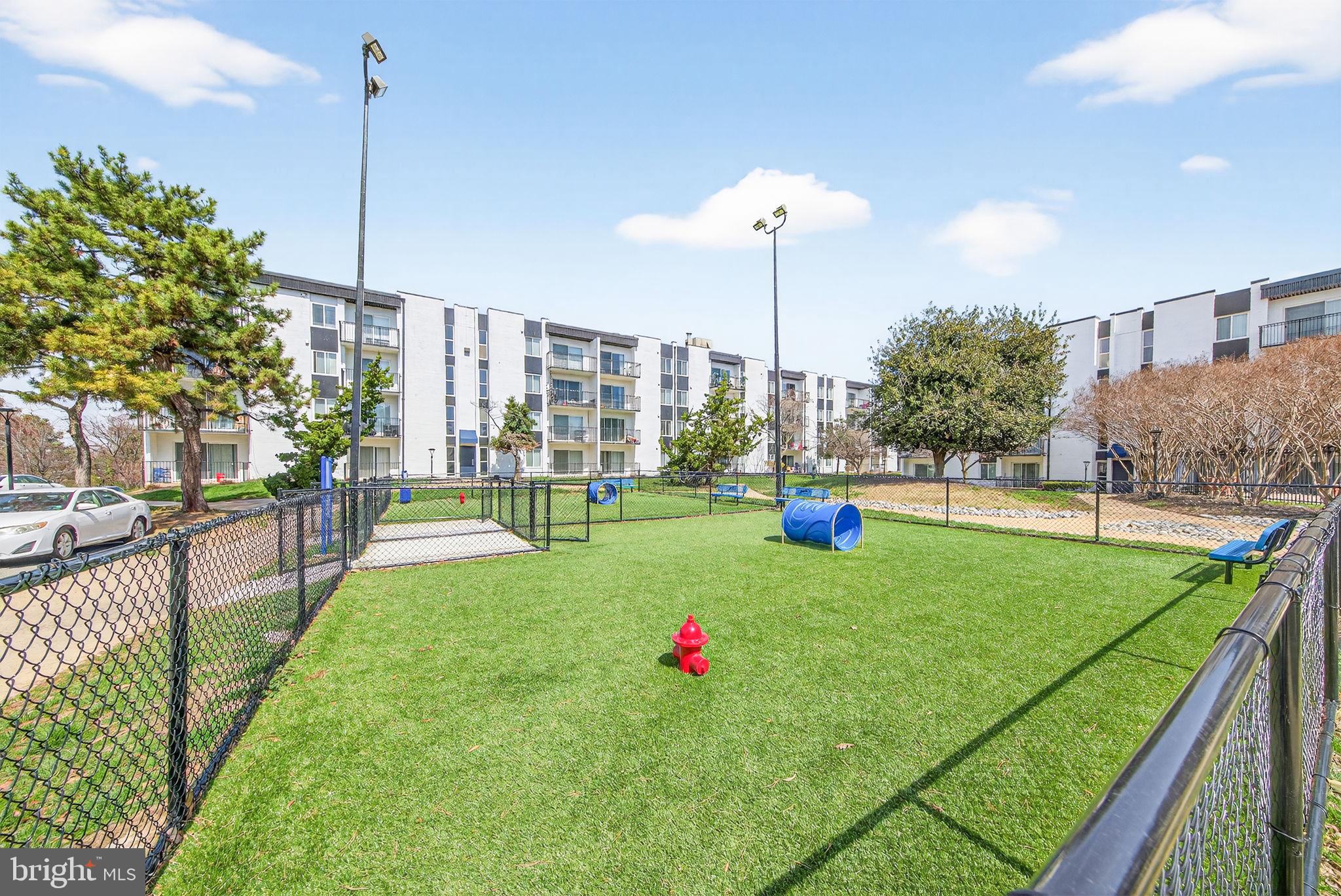 TWENTY-ONE - Residential