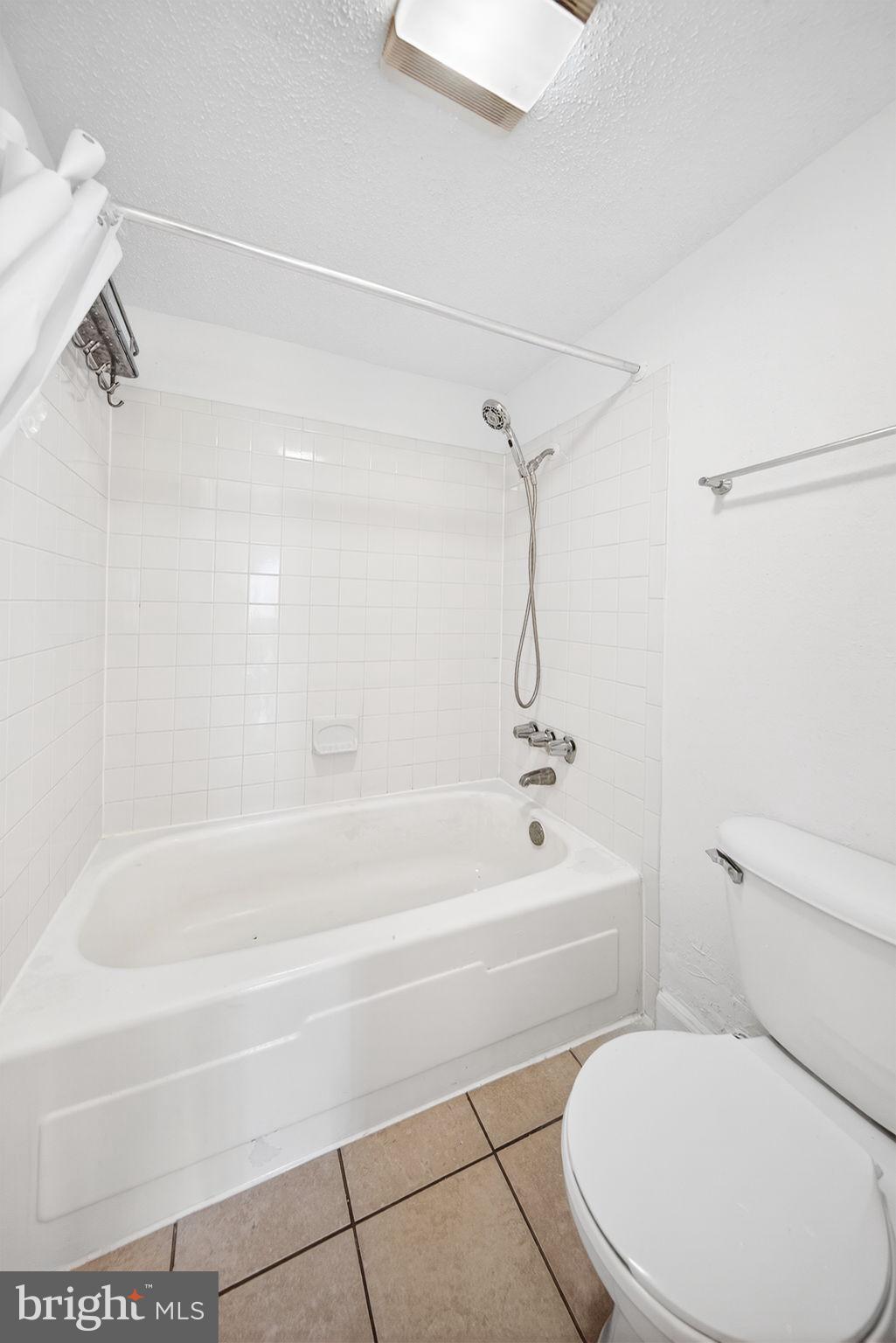 TWENTY-ONE - Residential