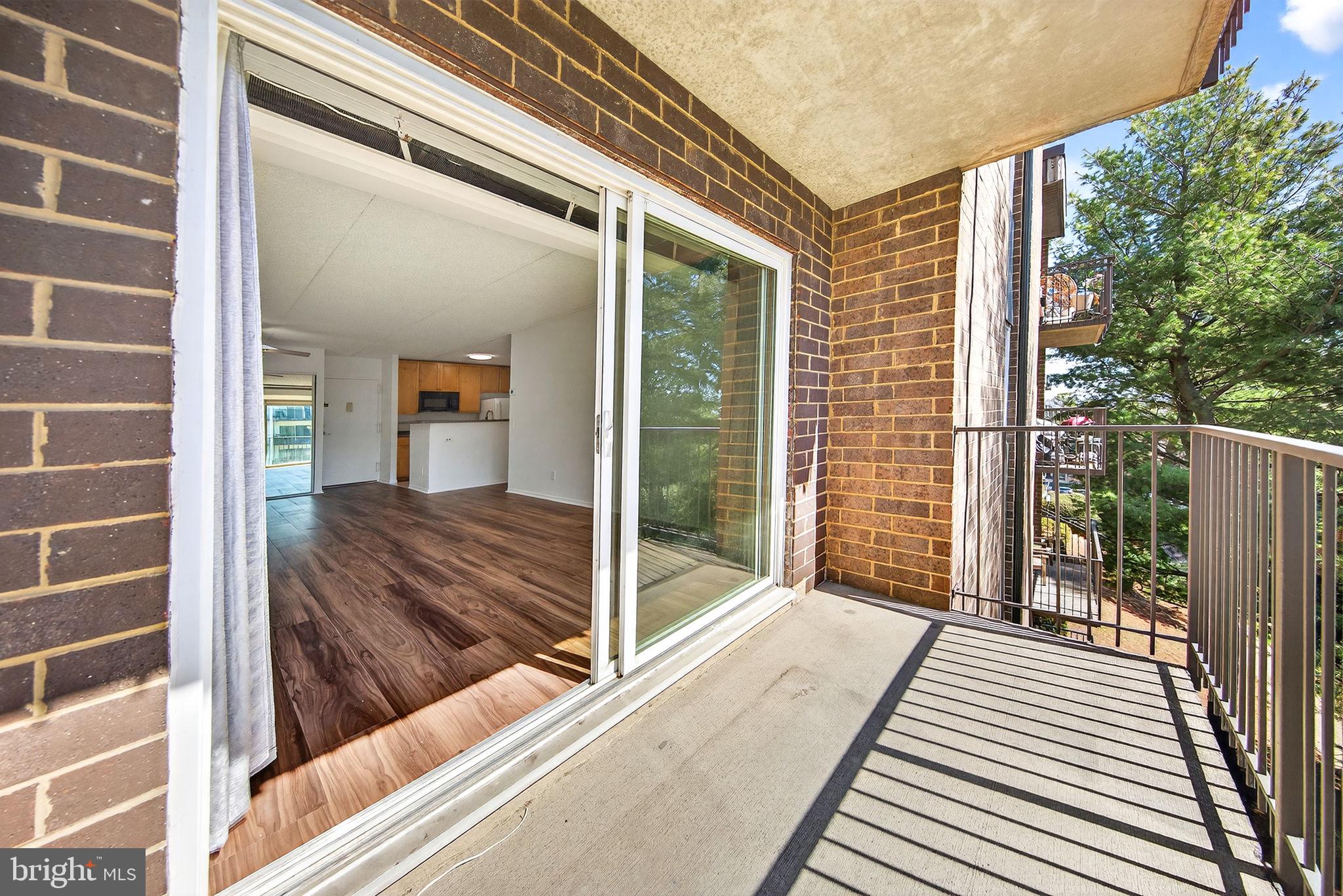 TWENTY-ONE - Residential