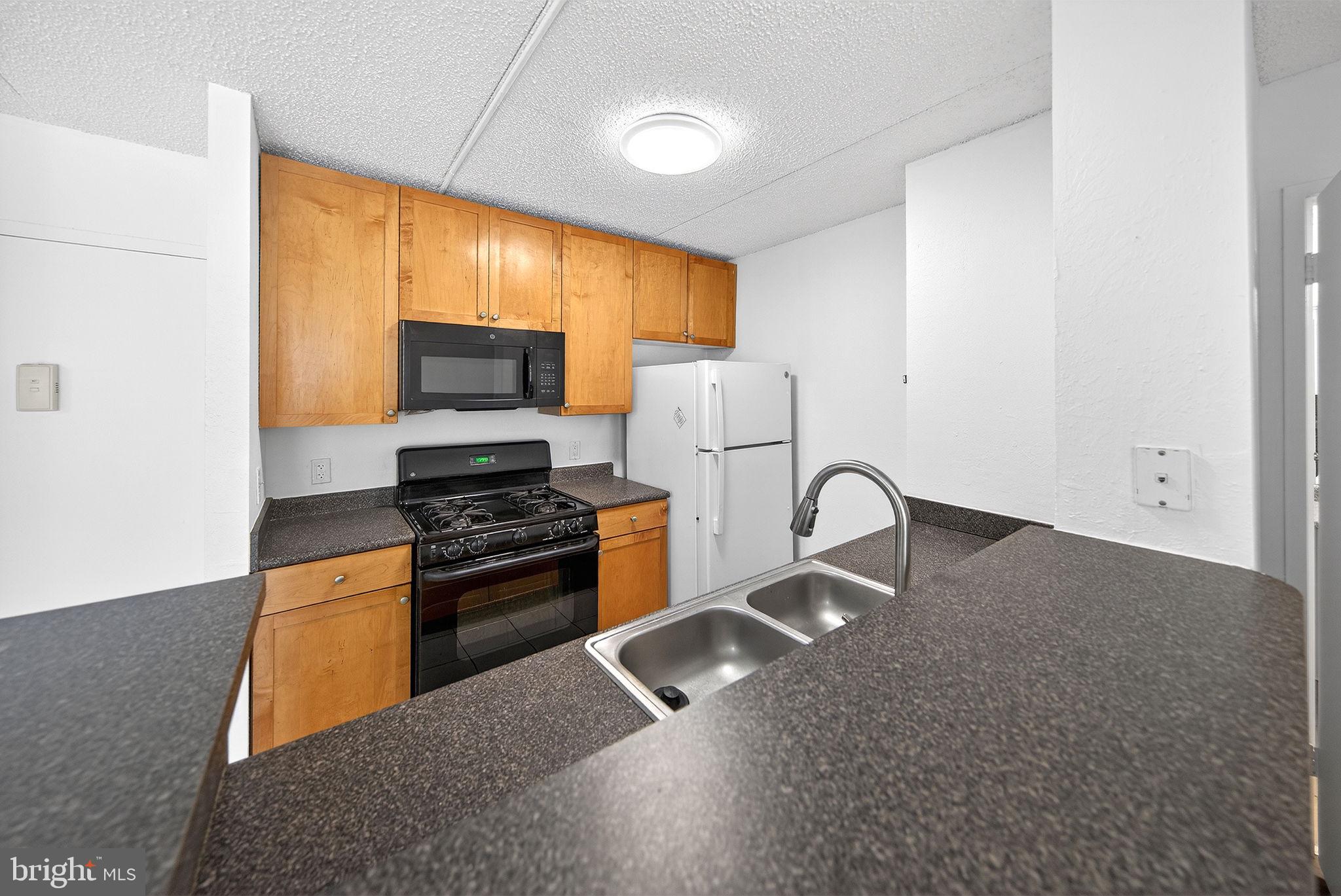 TWENTY-ONE - Residential