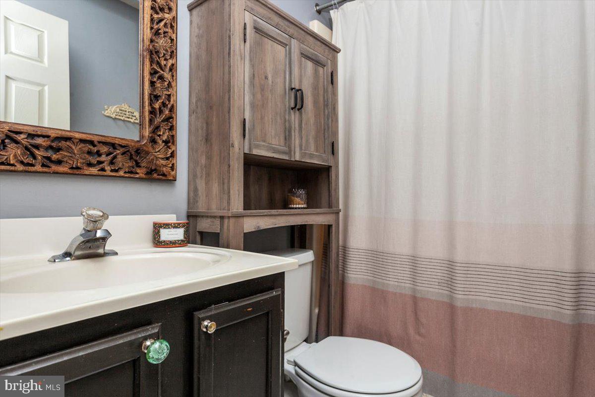 ROCK CREEK LANDING - Residential