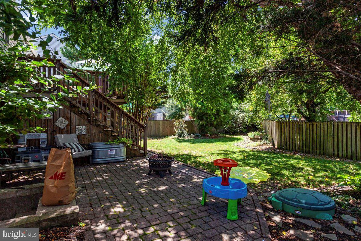 ROCK CREEK LANDING - Residential